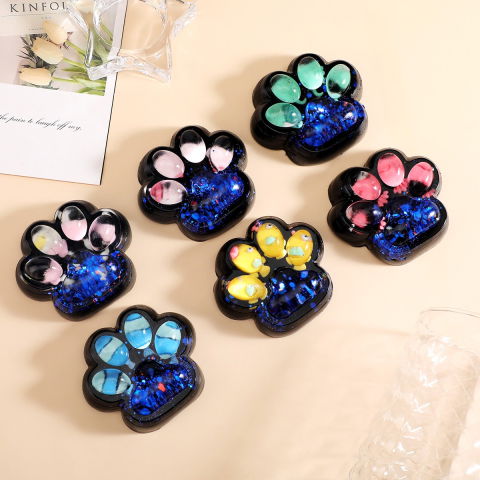 Jucarii Squishy si Gonggi - Jucarie Antistres Squishy, Flippy, cu Revenire Lenta, Squeeze Pinch Family, Model Cat Paw, 6.5 x 6 cm, din Tpr, 4-6 Ani, Model 1 Pestisori, Negru cu Insertii