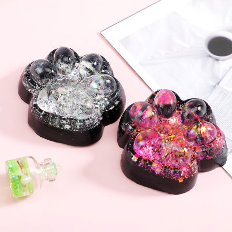 Jucarii Squishy si Gonggi - Jucarie Antistres Squishy, Flippy, cu Revenire Lenta, Squeeze Pinch Family, Model Labuta de Pisica cu Sclipici, 6.5x6 cm, 60g, Ambalaj Transparent, Roz-Negru