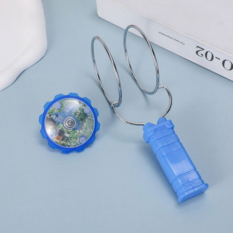 Jucarii interactive - Jucarie Interactiva, Flippy, Titirez Magnetic, cu Led, 19.8 x 5 cm, Albastru