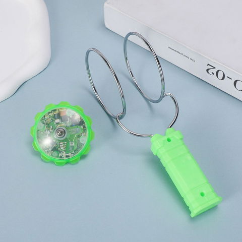 Jucarii interactive - Jucarie Interactiva, Flippy, Titirez Magnetic, cu Led, 19.8 x 5 cm, Verde