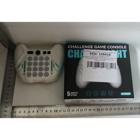 Console - Jucarie Interactiva Pop It, Flippy, Tip Consola, Anti-Stres, 5 Moduri de Joc, din ABS si Silicon, +3 Ani, Sunete si Lumini Model Controller, Alb