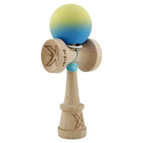 TeoMarket - Kendama X Originala, Profesionala, Flippy, Cupe Mari KING SIZE V3, Rubber Grip, Gaura in Baza, Rulment Metalic, din lemn 18 cm, Ata 62/65 cm, Gradient Galben/Albastru deschis