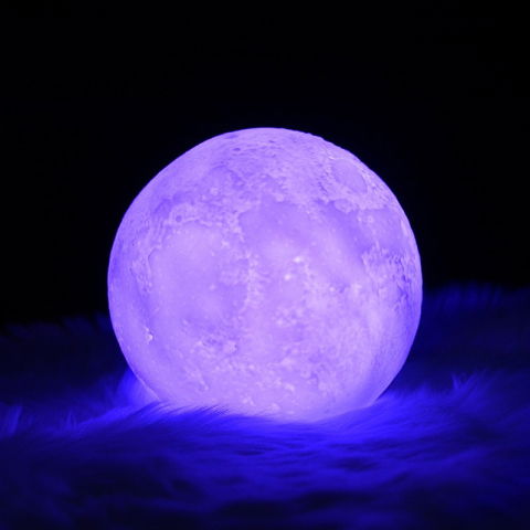 Pentru casa - Lampa de veghe luna 3D Moon Light, lumina multicolora cu LED, 7 culori ,schimbare culoare prin atingere,, alimentare baterii, fara acumulator, stand din plastic inclus, 15 cm, Flippy