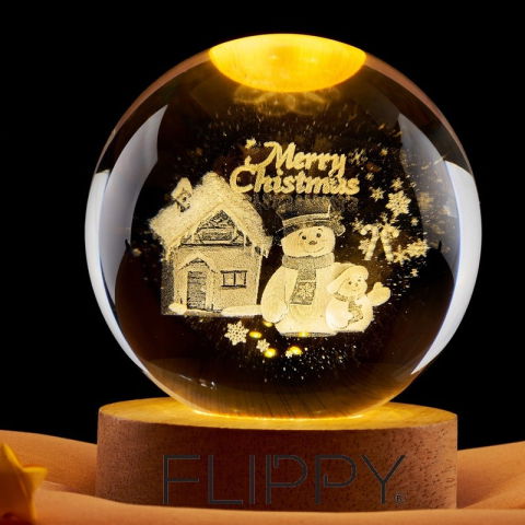 10 - 25 LEI - Lampa LED Decorativa, Flippy, cu Bila de Cristal cu Diametru 6cm, Model Merry Christmas 3D, Alimentare USB, Suport din Lemn, Lumina Alb Cald
