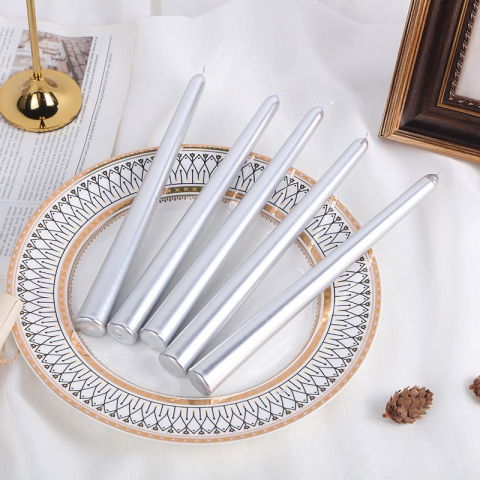 10 - 25 LEI - Lumanare Decorativa, Flippy, pentru Masa, 25 cm, din Parafina, fara Fum, Ardere 7.5h, Argintiu