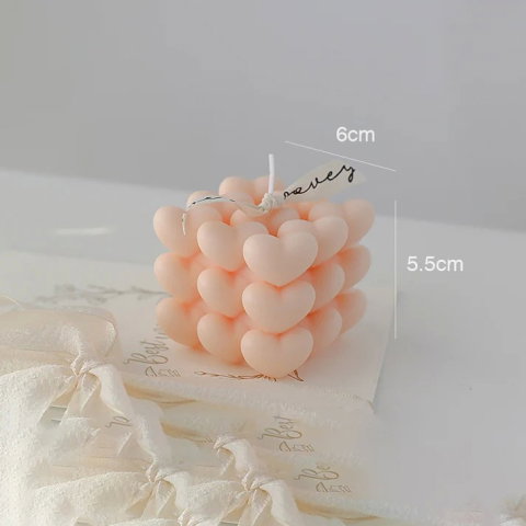 TeoMarket - Lumanare Parfumata Decorativa, Flippy, Model Abstract Cub din Inimioare, Lumanare pentru Diferite Ocazii, 6 x 5.5 cm, Aroma de Portocala, Portocaliu