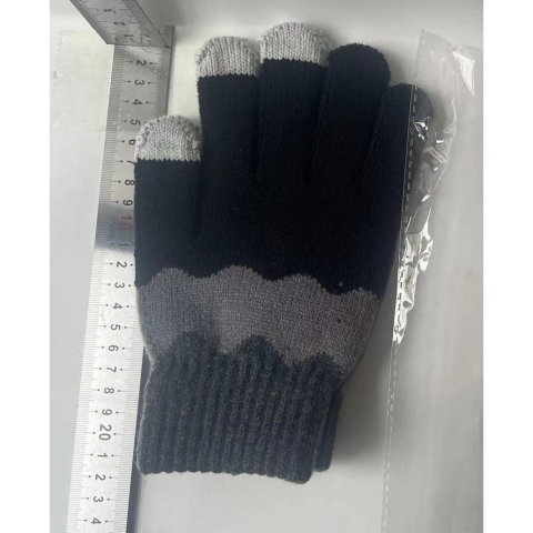 10 - 25 LEI - Manusi de Dama, Flippy, Model Ondulat, Functie Touchscreen (ecran tactil), Material Acril Tricotat, Manseta Elastica, Interior Catifelat, Marime Universala, Negru/Gri