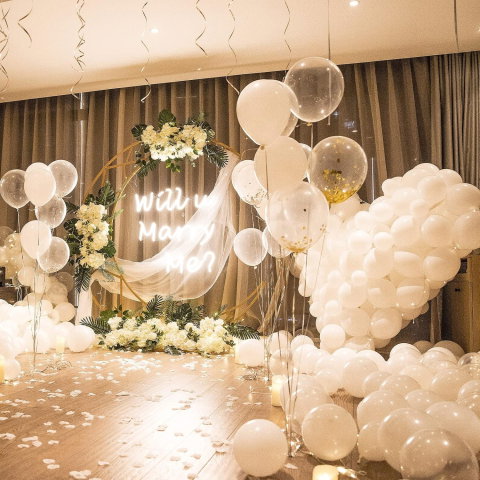 Best deals - Set 10 Baloane din Latex, Flippy, Model Party, 13 cm, Albe, 2.2 g