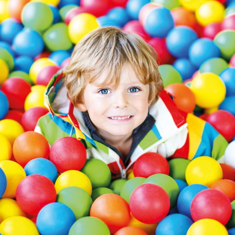 Best deals - Set educativ 100 bile colorate (cutie) - 7cm