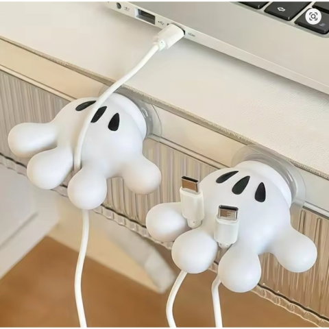 Import - Suport de Baie, Flippy, Multifunctional, pentru Periute/Cabluri, din PVC, cu Ventuza, Model Manusa Mickey Mouse, 7 x 6.5 cm, Alb