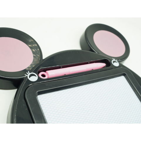 Jucarii Creative - Tabla Magnetica pentru desen Flippy, Pix, forma Soricel, dimensiuni 23x26.5 cm, Dezvolta Creativitatea, Negru