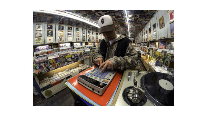 Akai MPC Sample [21]