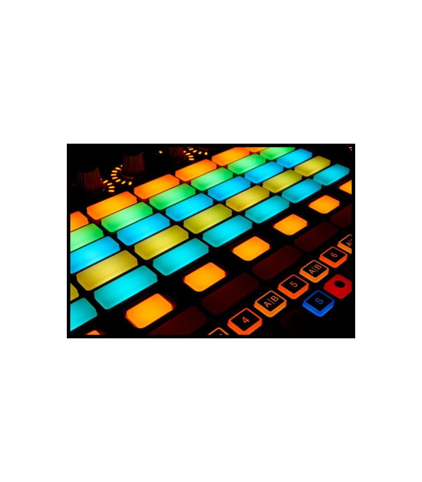 AKAI Professional APC 40 Mk2 [10]