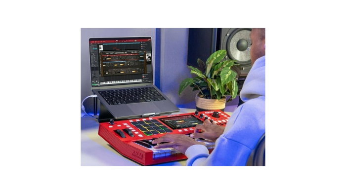 AKAI Professional MPC Key 37 [14]