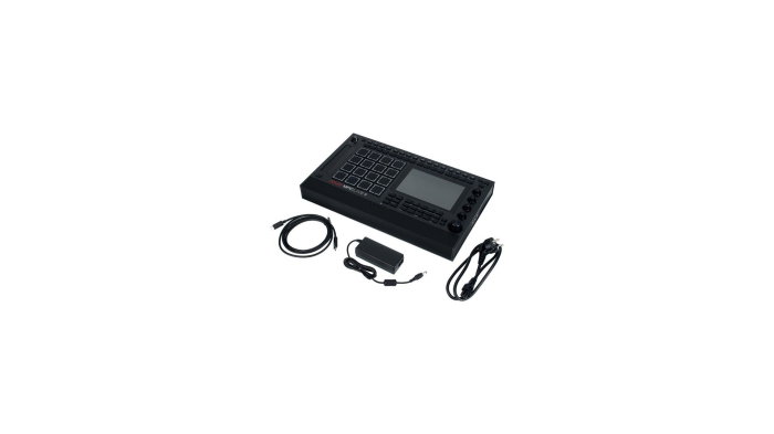 AKAI Professional MPC Live III Case Bundle [6]