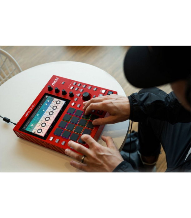 Akai Professional MPC ONE+ [3]