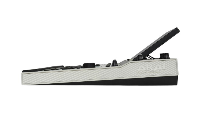 AKAI Professional MPC XL [15]