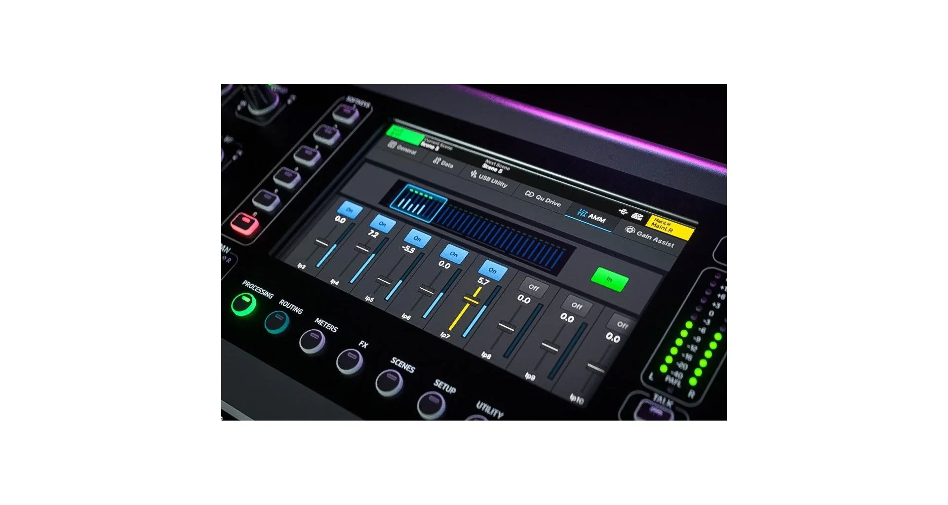 Allen & Heath QU-5 [7]