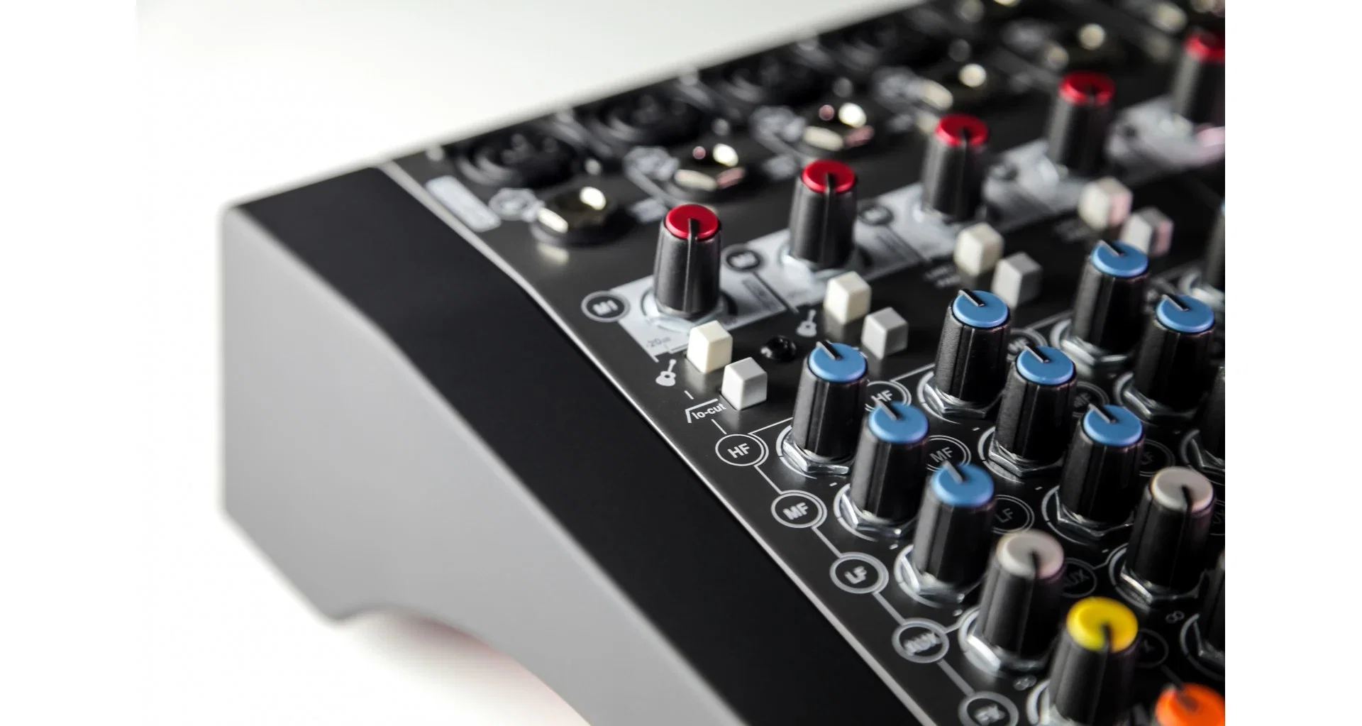 Allen & Heath ZEDi-10FX [4]