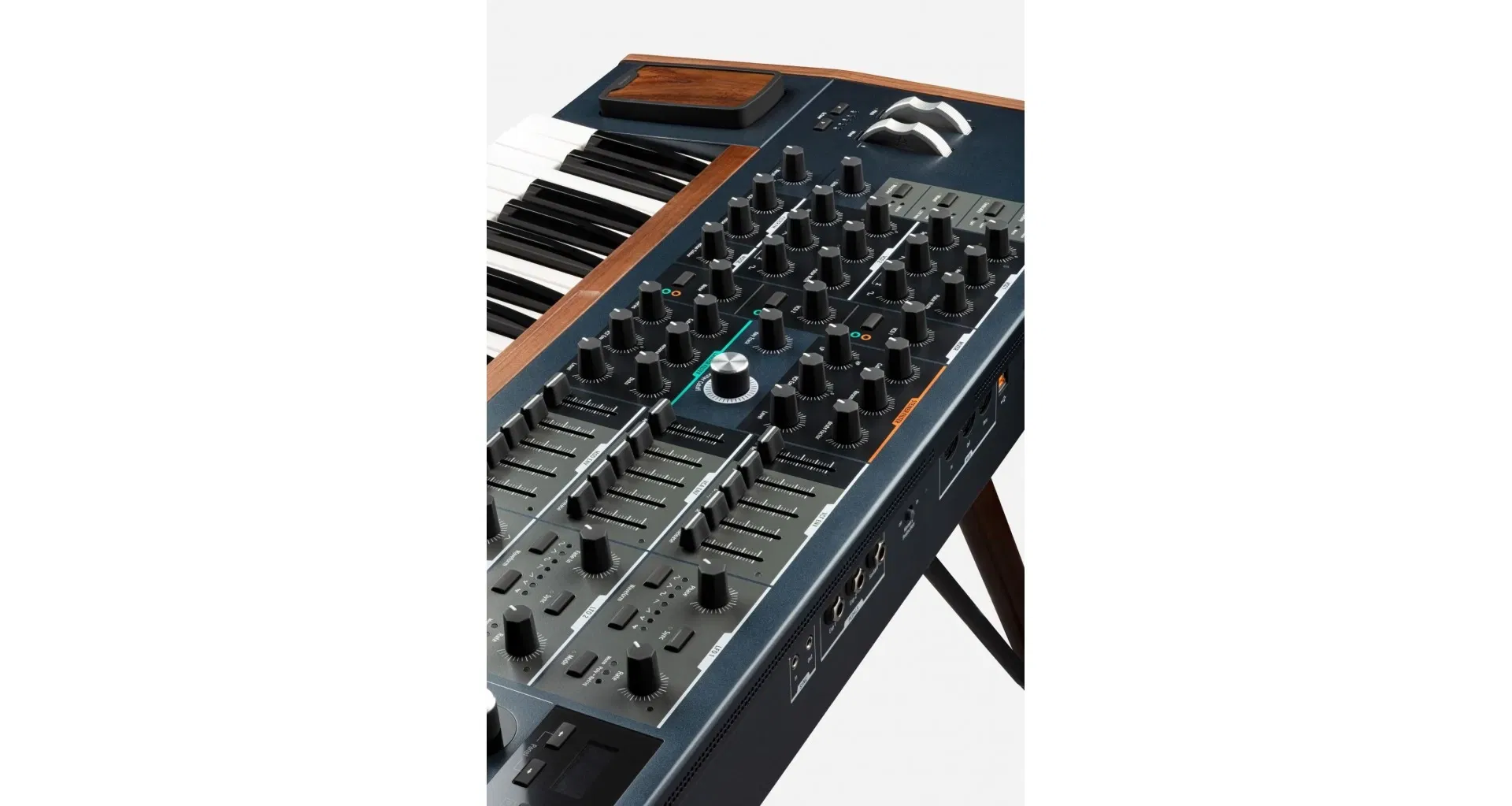 Arturia PolyBrute [8]