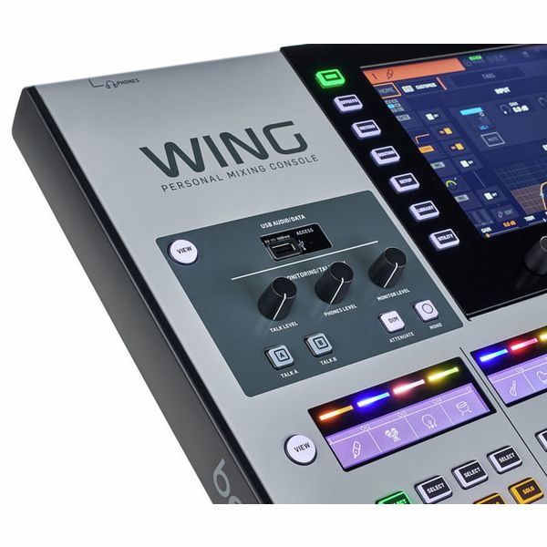 Behringer WING [17]