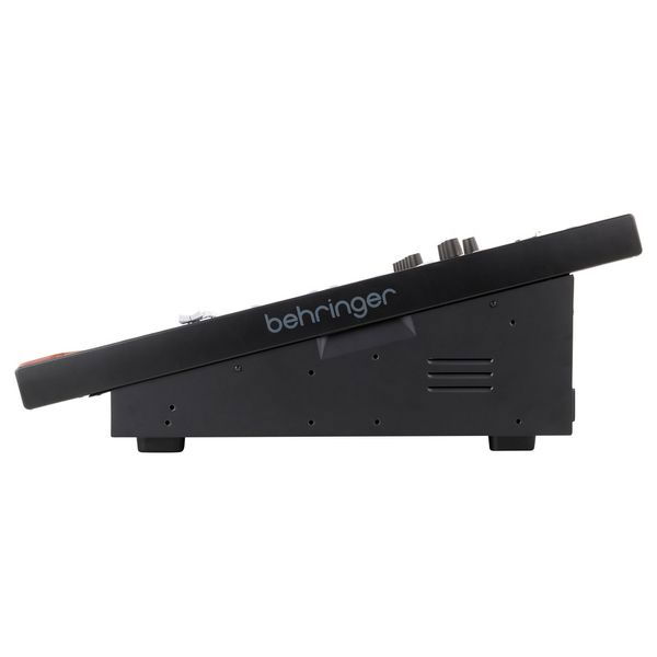 Behringer WING Compact [13]