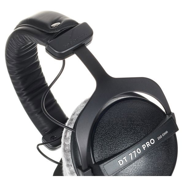 beyerdynamic DT-770 Pro 250 Ohm [9]