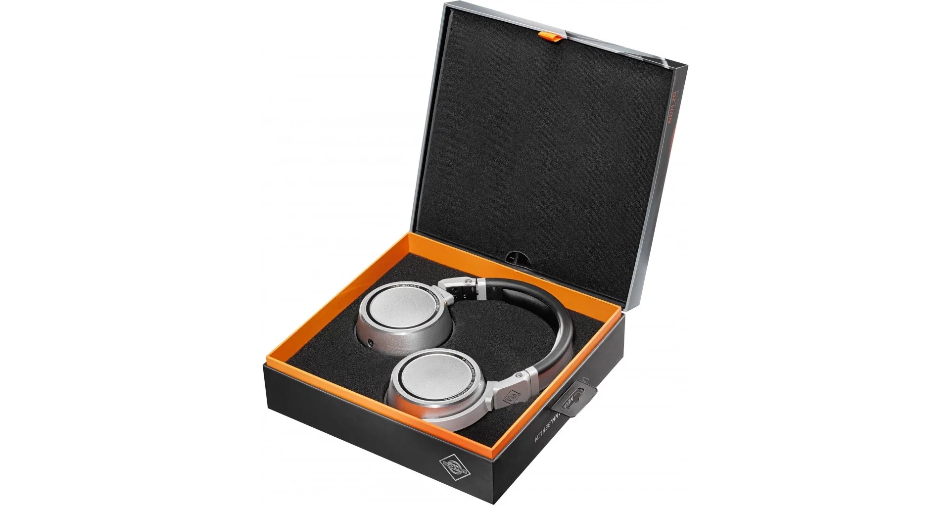 Casti Neumann NDH 20 [9]
