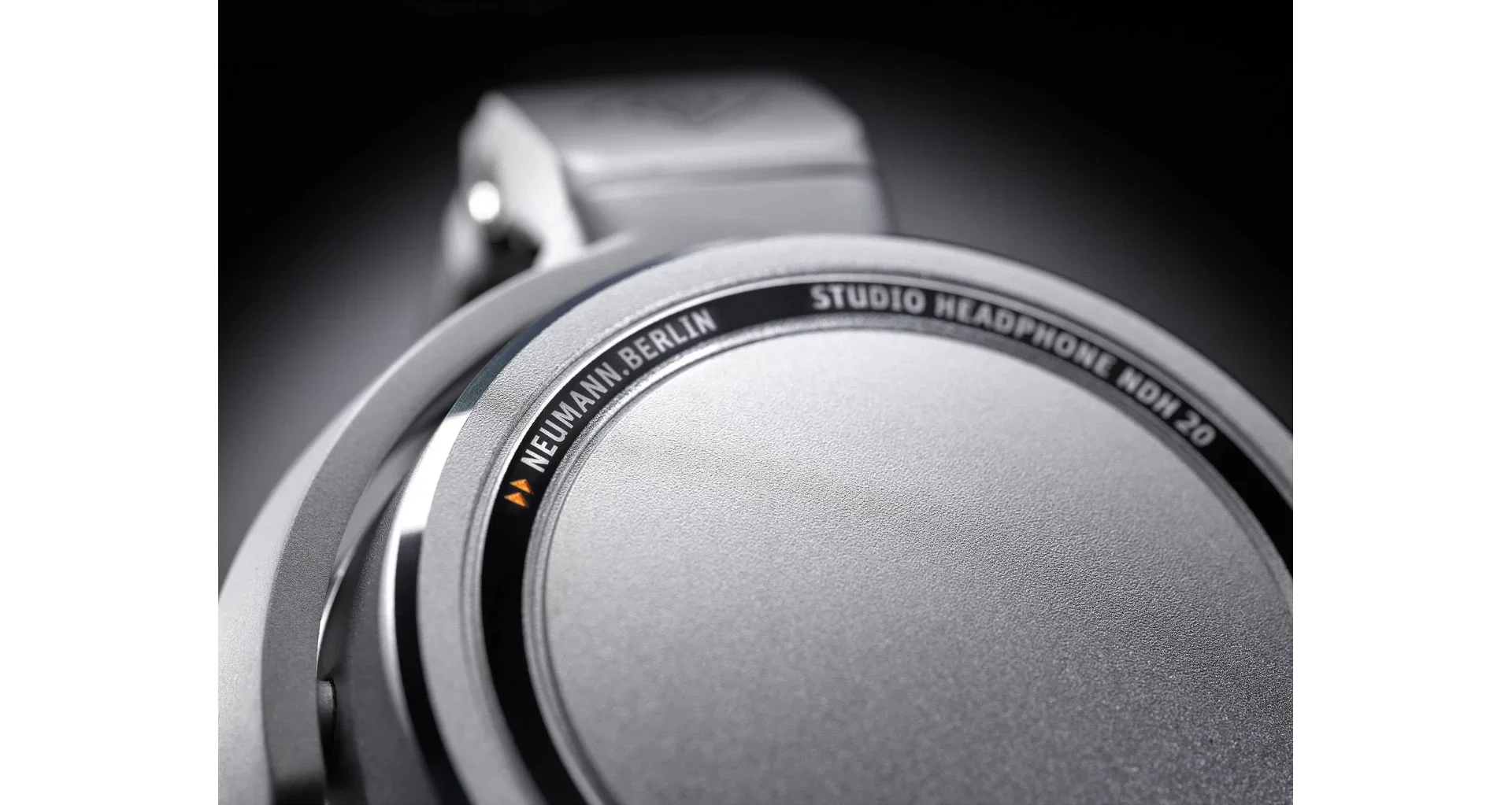 Casti Neumann NDH 20 [18]
