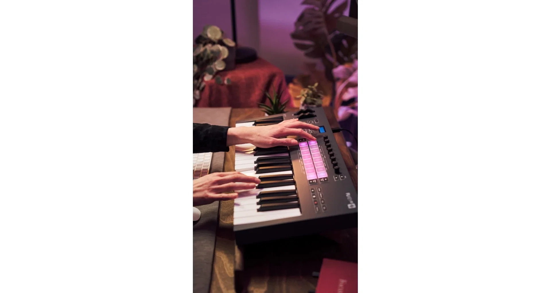 Claviatura Novation Flkey 37 [16]