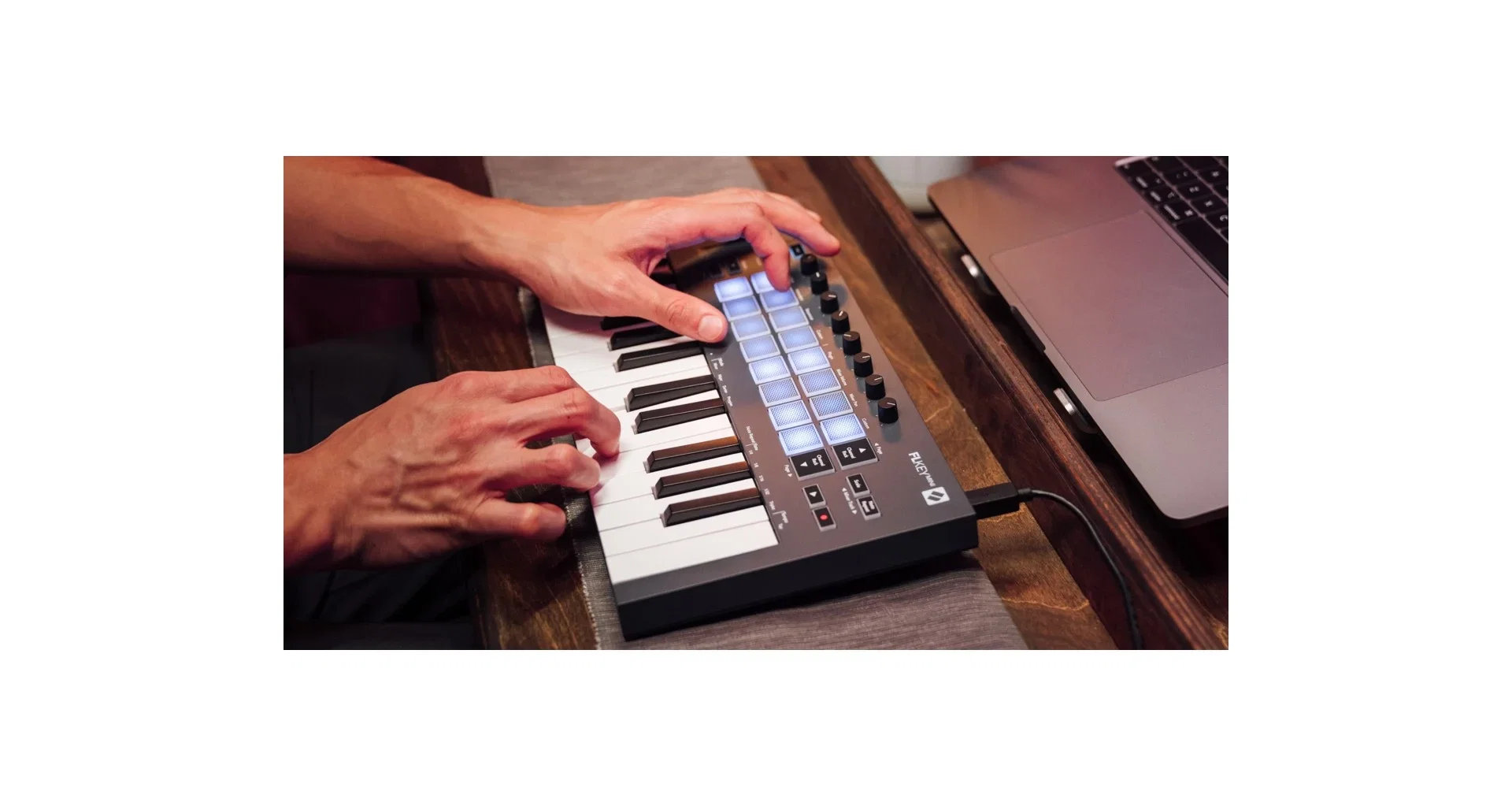 Claviatura Novation Flkey 37 [21]