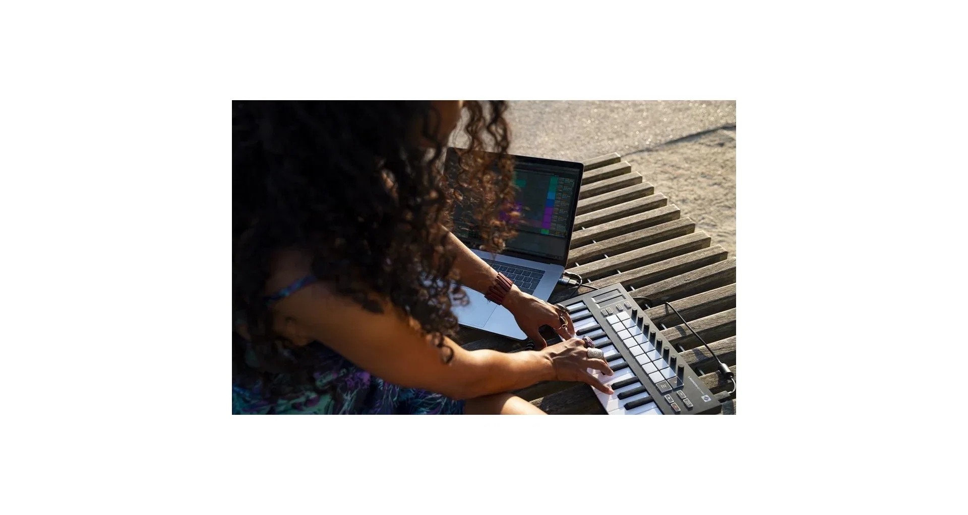 Claviatura Novation Launchkey Mini mk3 [10]
