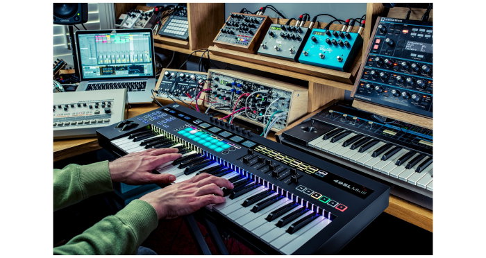 Claviatura Novation SL 49 MK3 [8]
