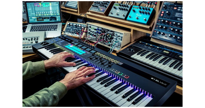 Claviatura Novation SL 61 MK3 [8]