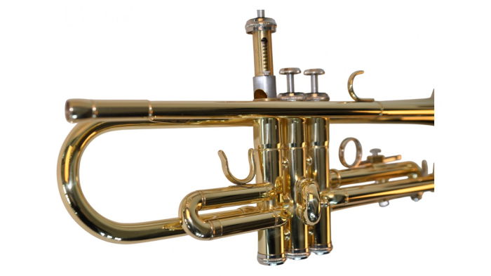 Clifton Trompeta [4]
