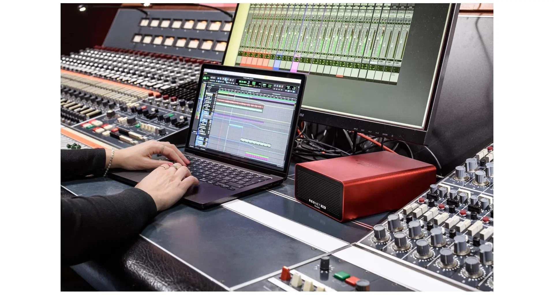 Focusrite RedNet TNX [7]