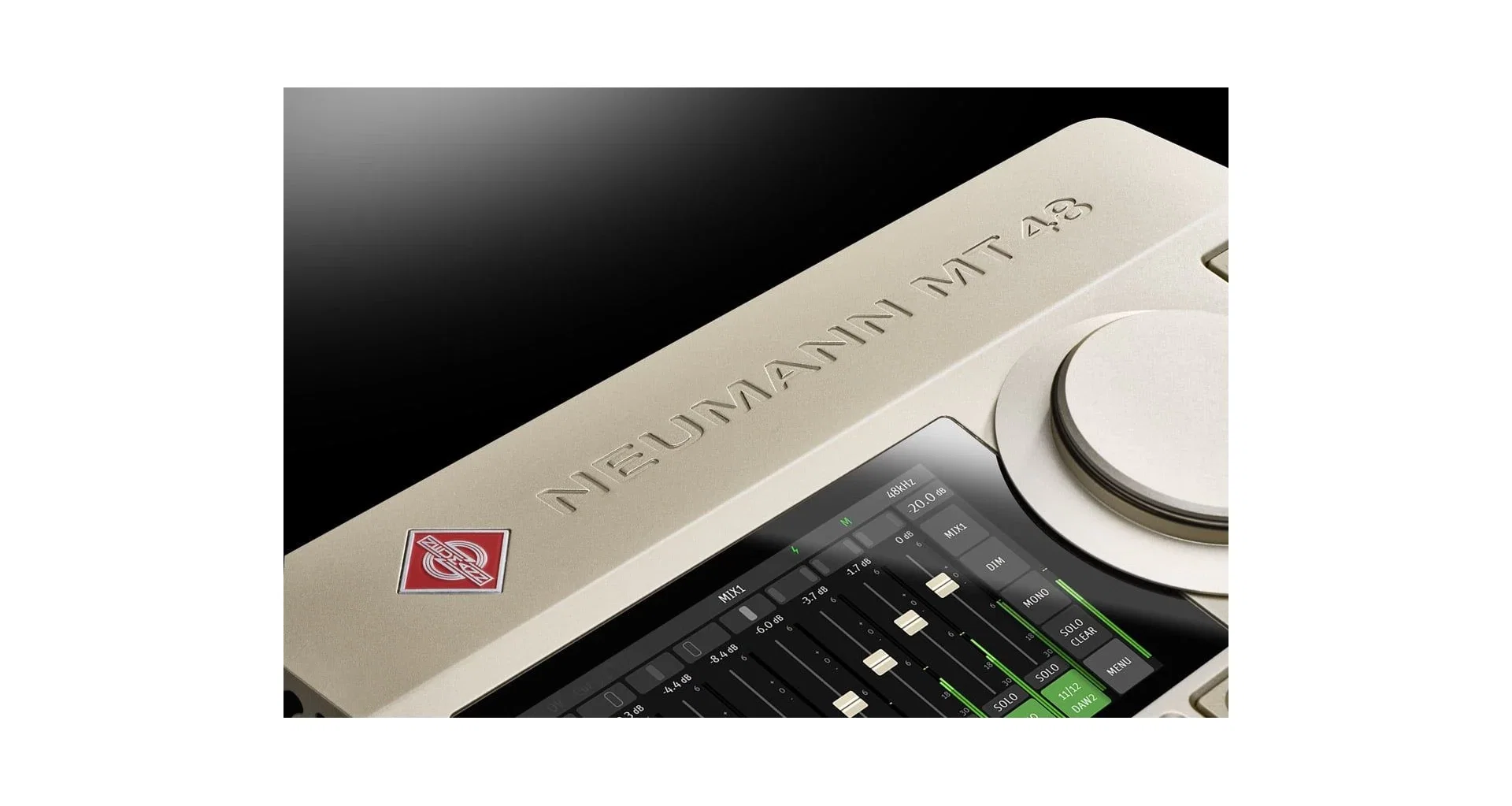 Interfata Neumann MT 48 U [8]