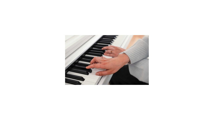 Kawai CX-102 W [9]