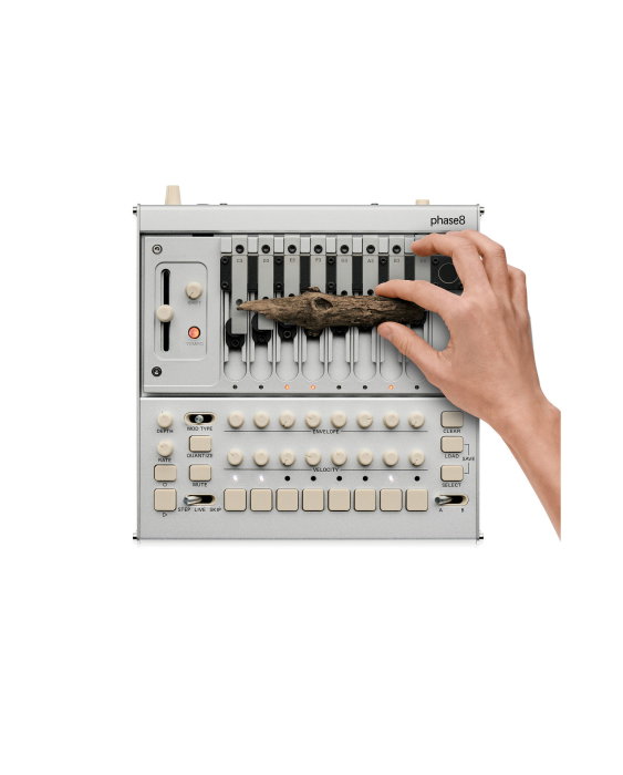 Korg Phase8 - Sintetizator [7]