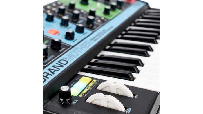 Moog Grandmother [10]