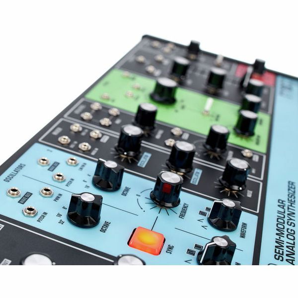 Moog Grandmother [9]