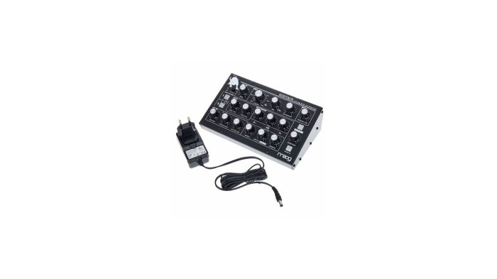 Moog Minitaur [10]