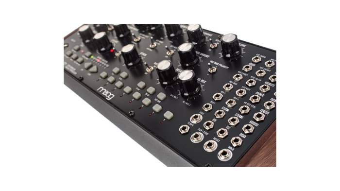 Moog Mother-32 [7]