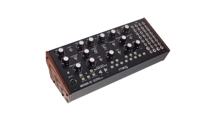 Moog Mother-32 [3]