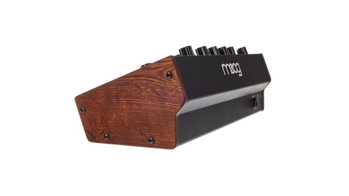 Moog Mother-32 [9]