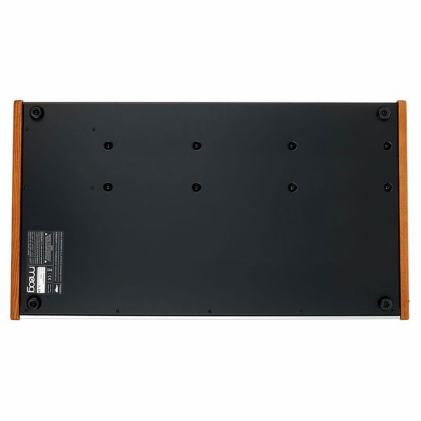 Moog Subsequent 37 [17]