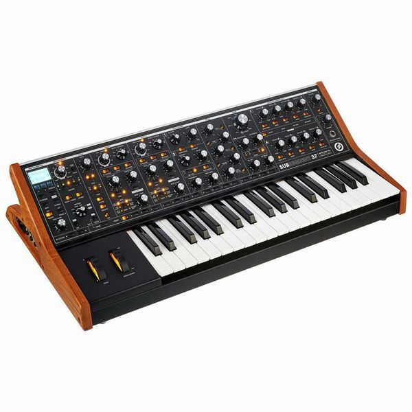 Moog Subsequent 37 [3]