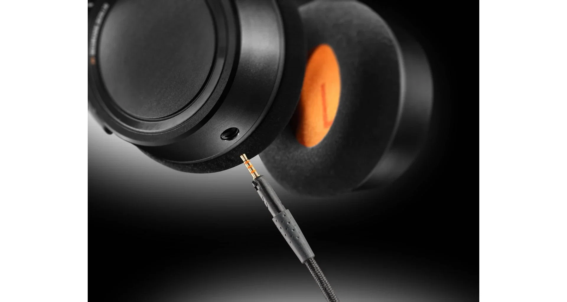 Neumann NDH 20 Black Edition [8]