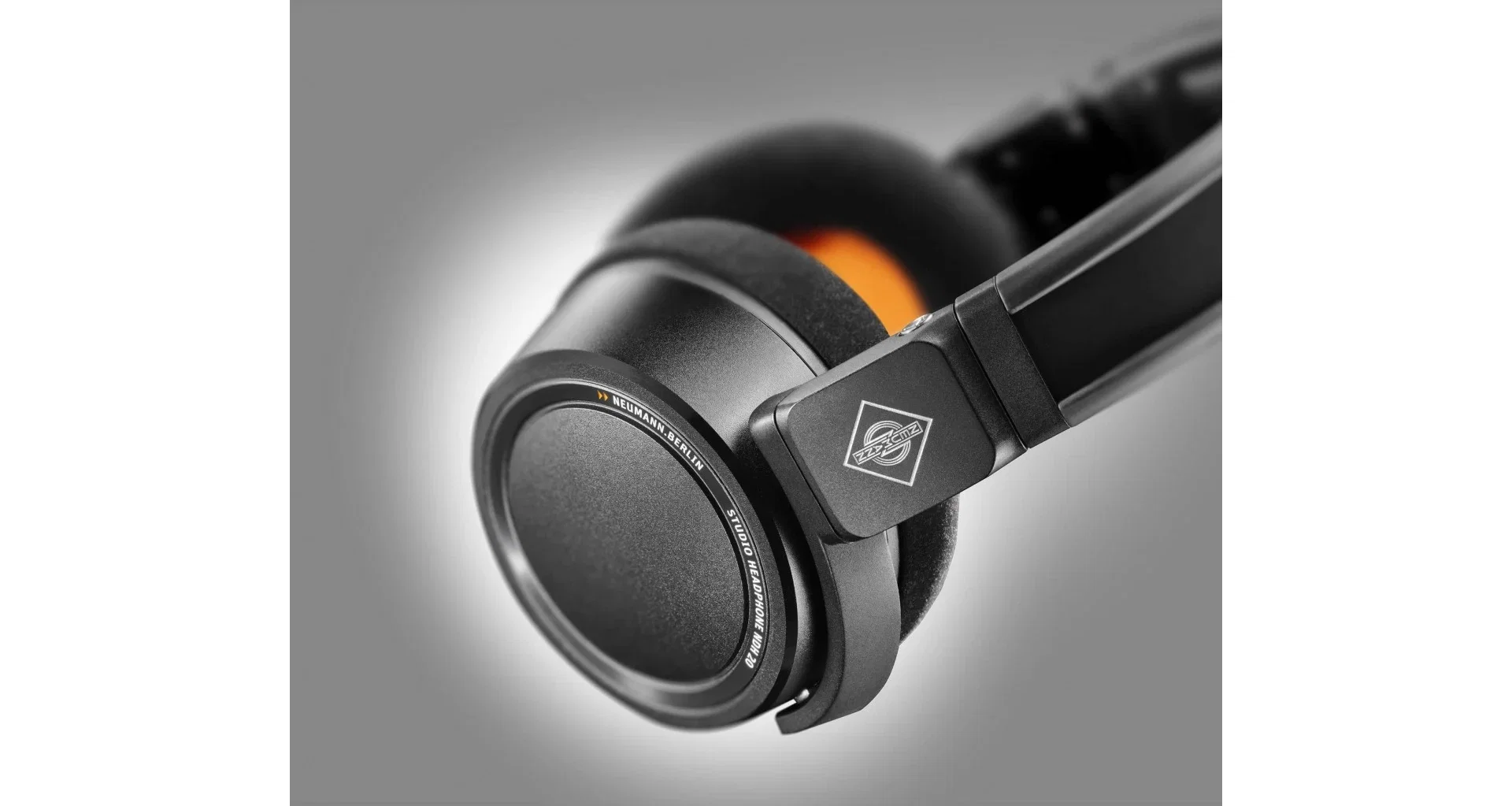 Neumann NDH 20 Black Edition [6]