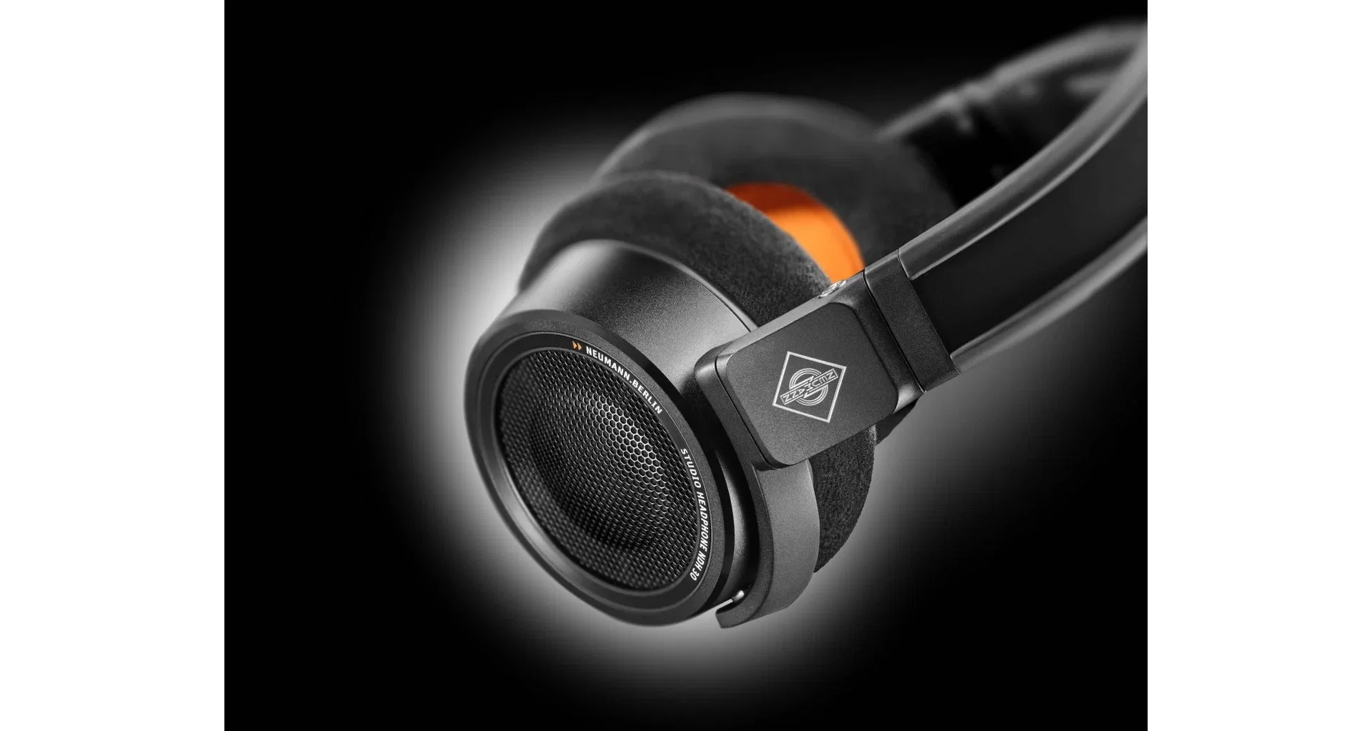 Neumann NDH 30 Black Edition [10]